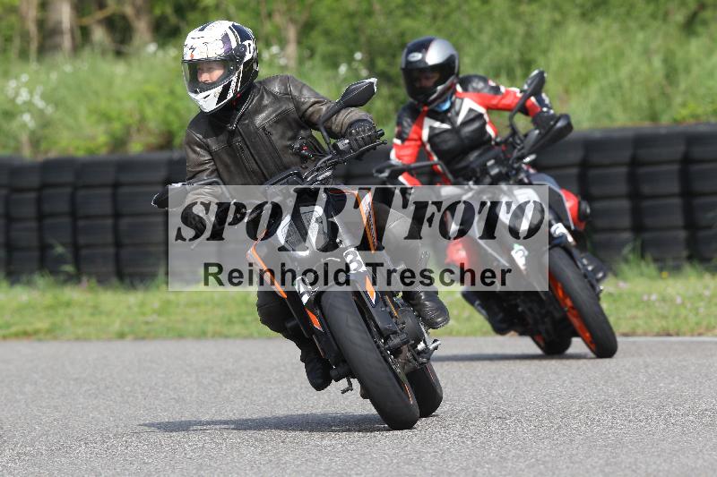 /Archiv-2025/10 23.04.2025 Cornu Master School ADR/gruen-vert/43